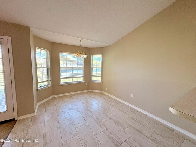 Building Photo - 15677 Moss Hollow Dr