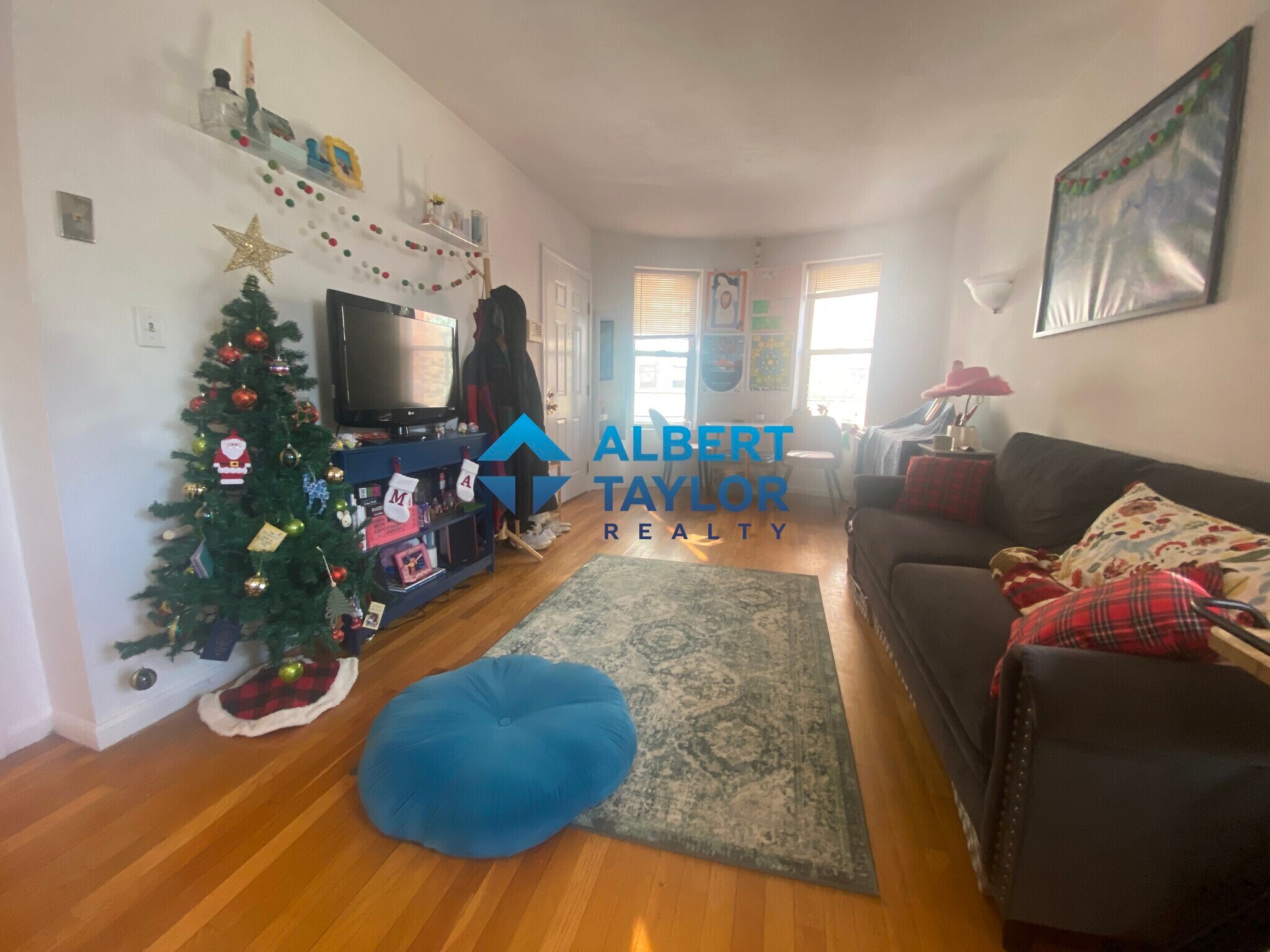 Building Photo - 22 Saint Cyprians Pl