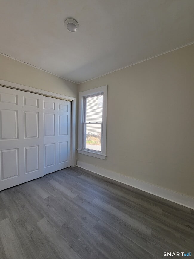 Building Photo - 21 Lewiston Ave