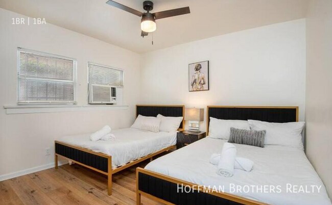 Building Photo - 1161 W 38th St