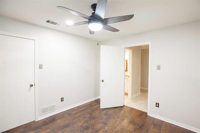 Building Photo - 16114 Shadybank Dr