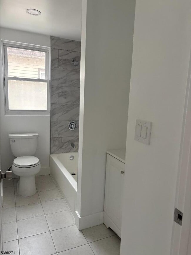 Building Photo - 503 Erico Ave