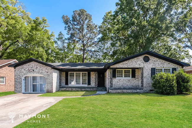Primary Photo - Charming 3-Bedroom Home