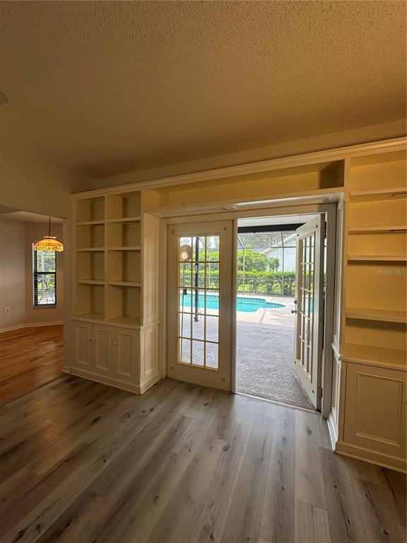 Building Photo - 6077 Marella Dr