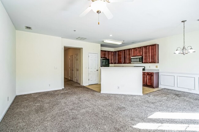 Building Photo - 117 Stonebridge Crossing
