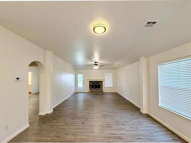 Building Photo - 507 Tumbleweed Dr
