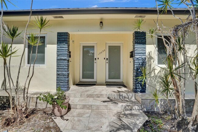 Building Photo - 12055 NE 9th Ave