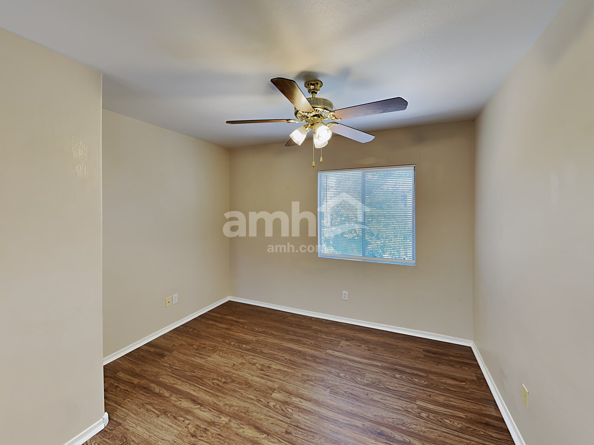 Building Photo - 3040 W Los Gatos Dr