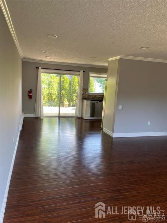 Building Photo - 402 Metuchen Dr