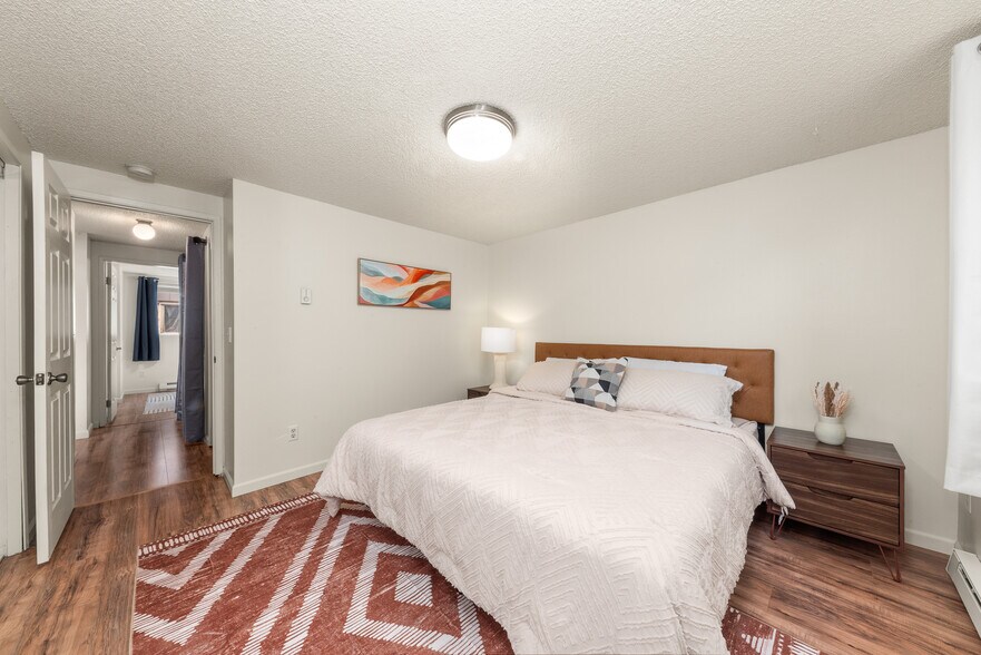 Bedroom 2 View 2 - 120 W Cora Ave