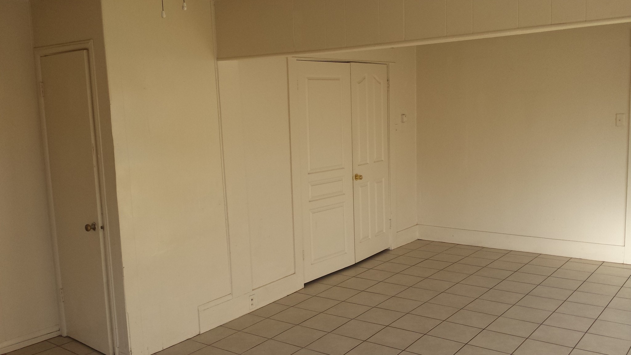 Livingroom - 1304 Junipero Ave