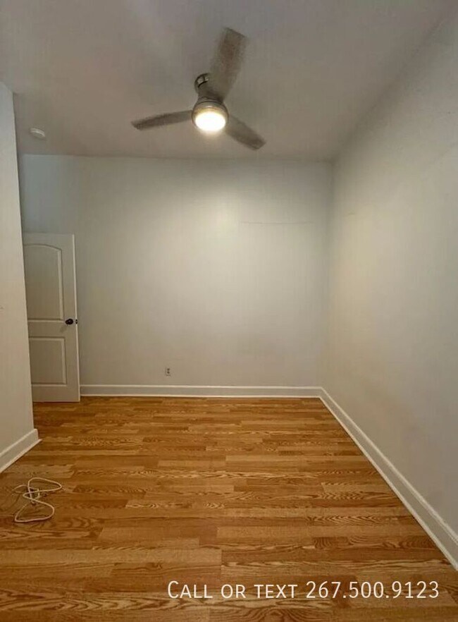 Building Photo - 236 Buckingham Pl