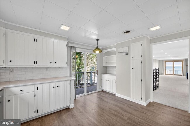 Building Photo - 7523 B St