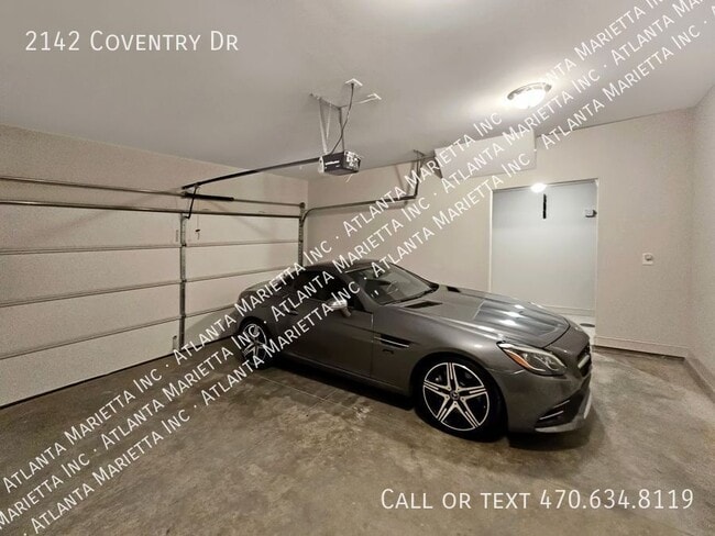 Building Photo - 2142 Coventry Dr