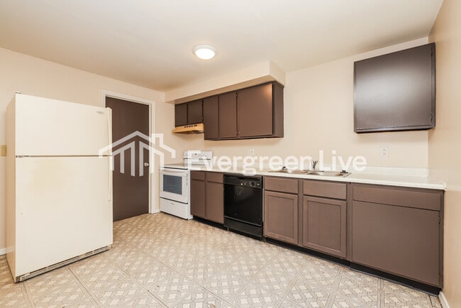 Building Photo - 8064 Mt Everest St