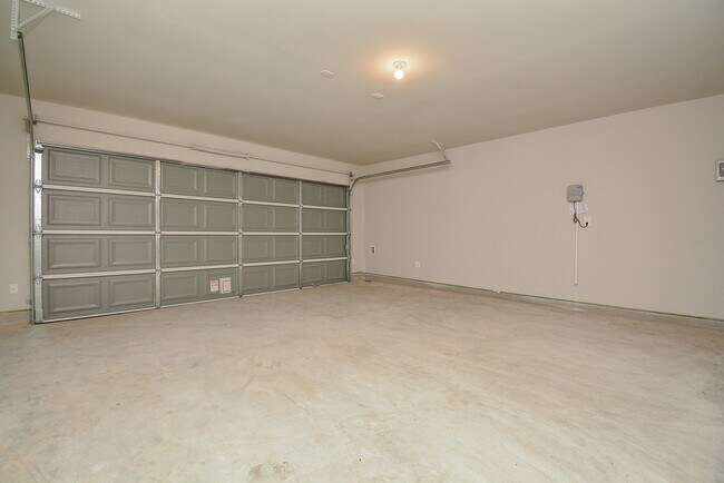 Building Photo - 23410 Briarstone Hbr Trl