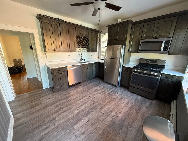 Kitchen - 355 Millburn Ave