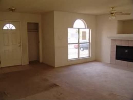 Building Photo - 4504 Loma Linda Circle
