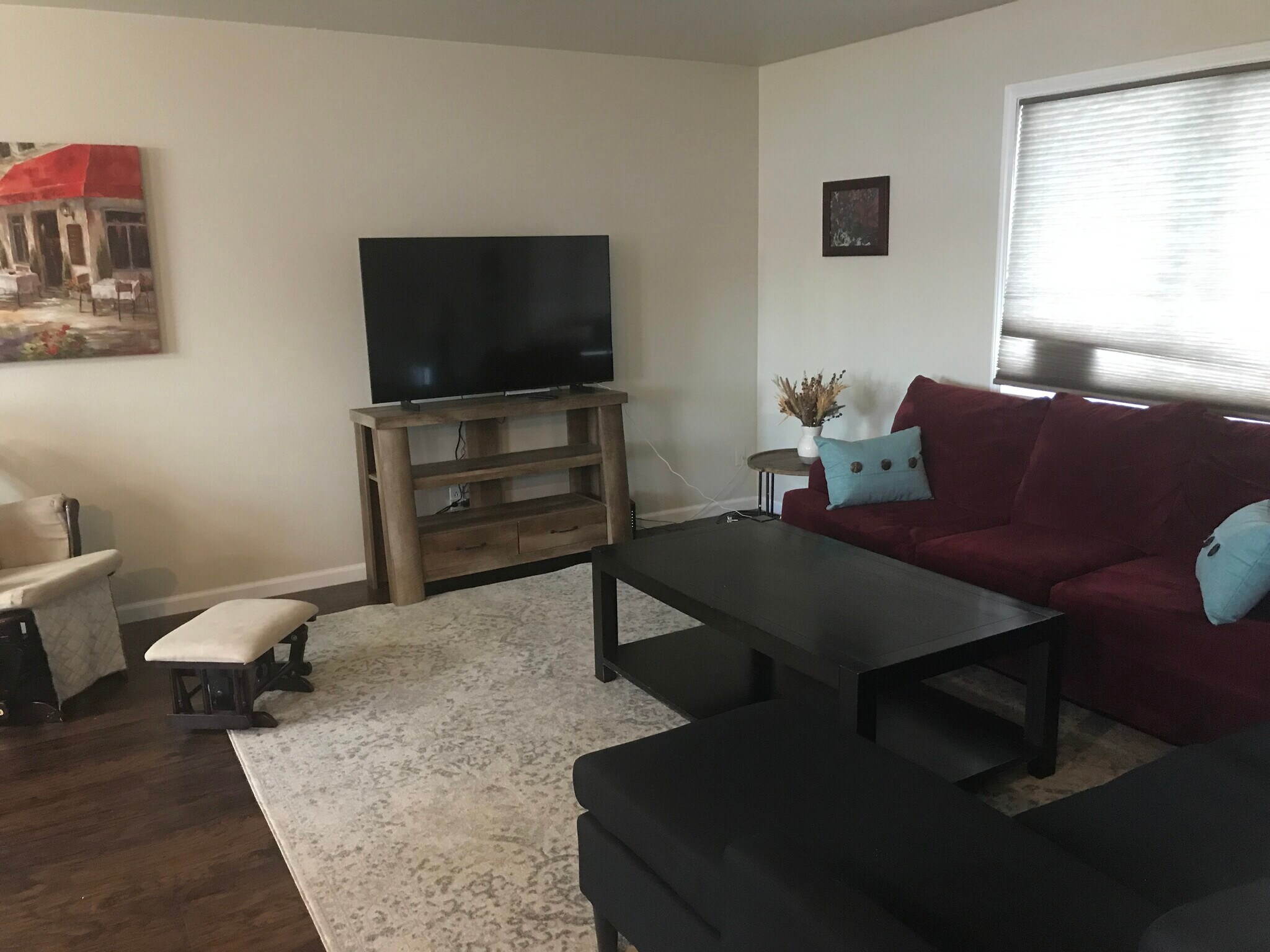 Living Room - 9100 Noble Cir