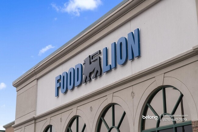 Building Photo - 47339 Blackwater Falls Terrace