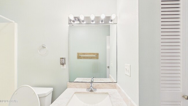 Building Photo - 301 Lullwater Dr