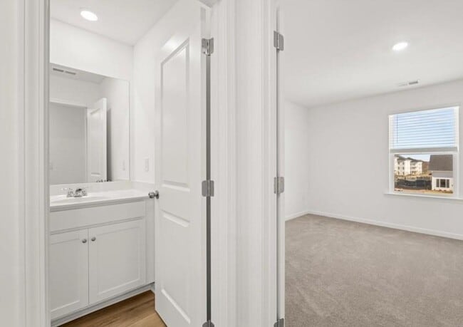 Building Photo - 108 Smithwood Dr