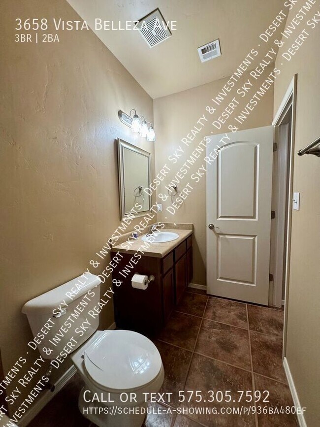 Building Photo - 3658 Vista Belleza Ave