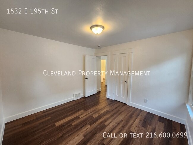 Building Photo - 1532 E 195th St