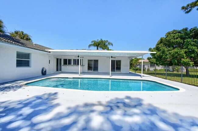 Building Photo - 2334 Timbercreek Cir NW