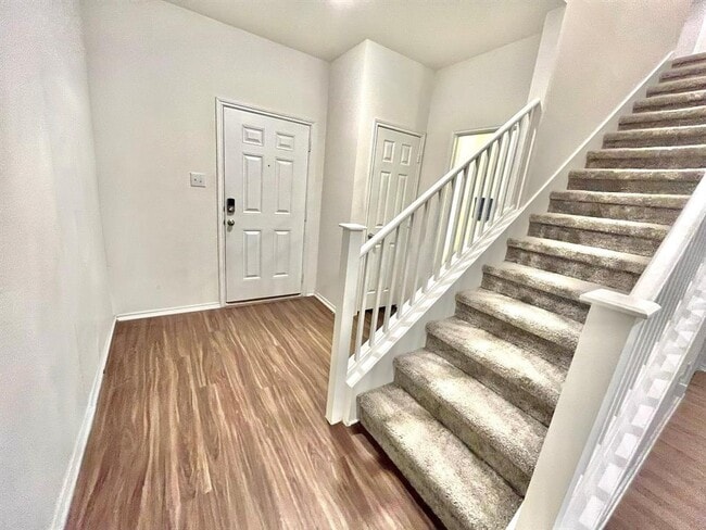 Building Photo - 14205 Silver Lace Ln