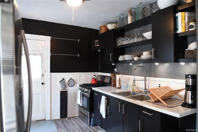 Building Photo - 421 Ashland Ave