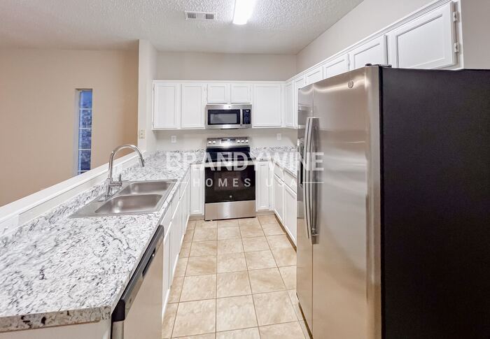 Building Photo - 910 Gable Ave