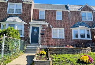 Building Photo - 6549 N Gratz St