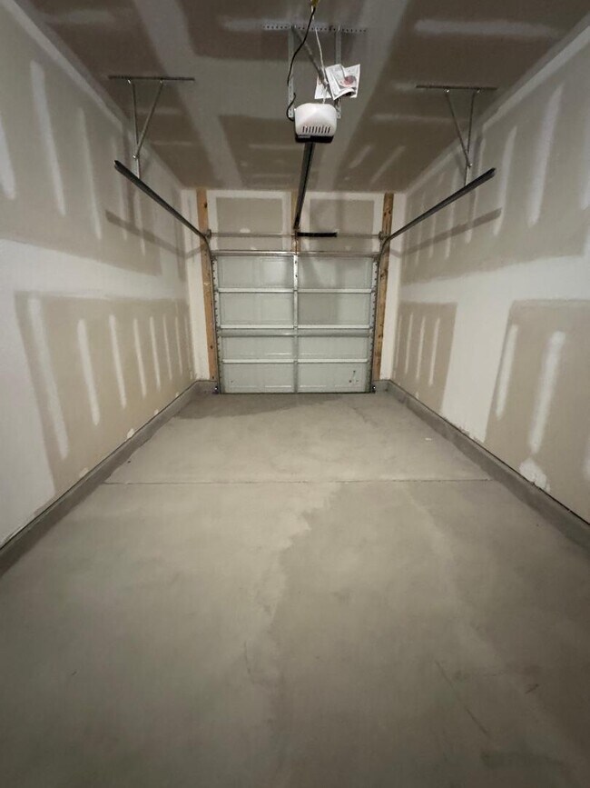 Building Photo - 47 Honeydew Wy