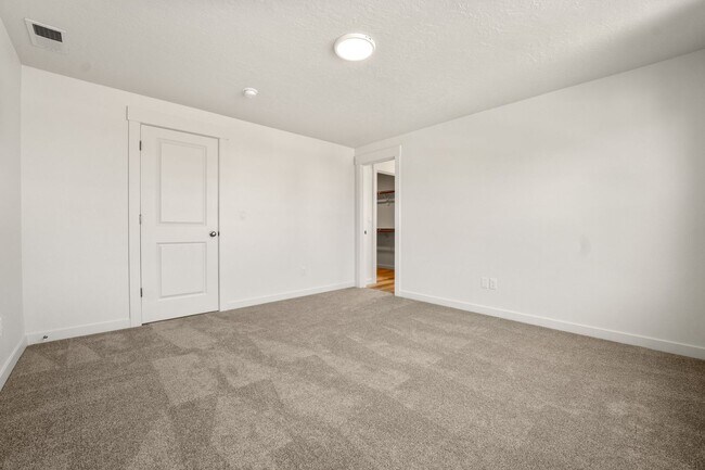 Building Photo - 21505 Oconnor Way