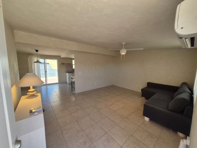 Building Photo - Custom Gem in 29 Palms!