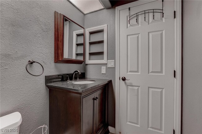 Building Photo - 7817 Cape Vista Ln