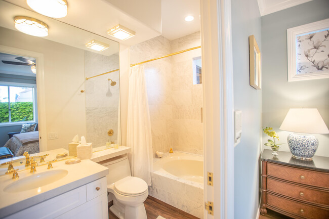 Building Photo - 75273 Spyglass Dr