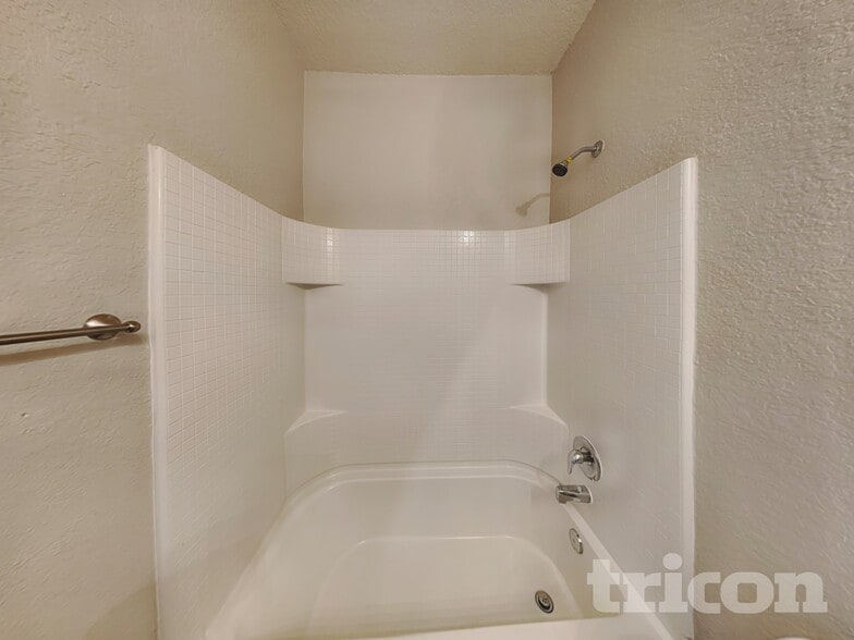 Building Photo - 11350 Luckey Ledge