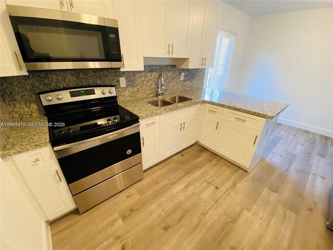 Building Photo - 915 NW 59th St