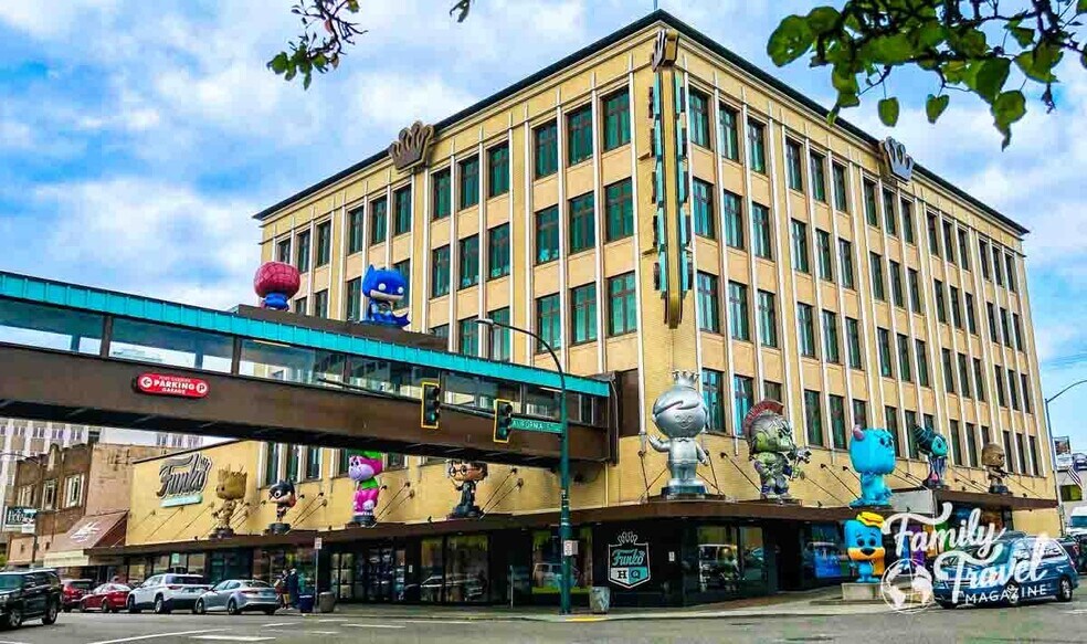 Building Photo - 1209 32nd St