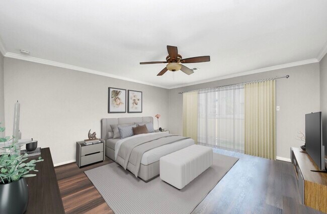 Building Photo - 1112 Bering Dr