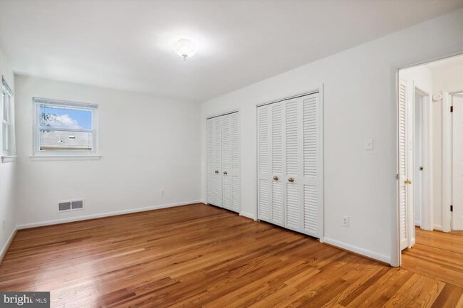 Building Photo - 6518 Wilmett Rd