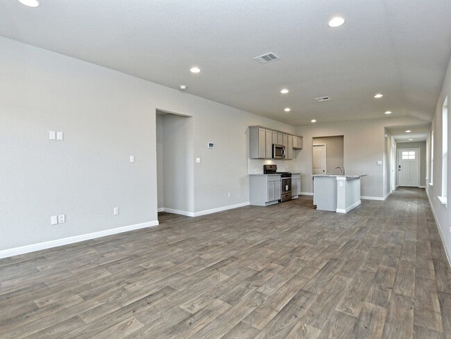 Building Photo - 3 BR/2 BA in BASTROP - 1489 SF in Pecan Park - Close to TESLA!