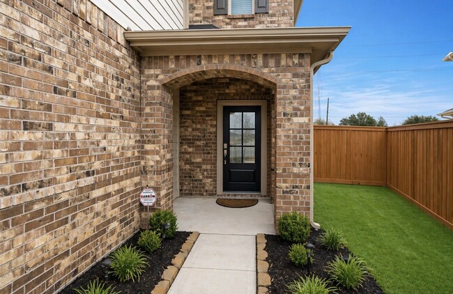 Building Photo - 5806 Havana Mist Dr