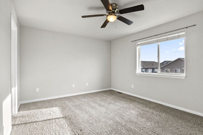 Building Photo - Gorgeous home with a finished basement, 3-...