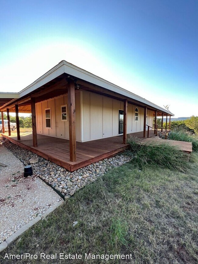 Building Photo - 2 br, 2 bath House - 627 Maxwell St.