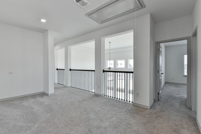 Building Photo - 7915 Gold Dr
