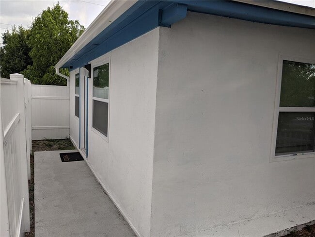 Building Photo - 4538 W Minnehaha St