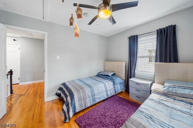 Building Photo - 125 Meisel Ave